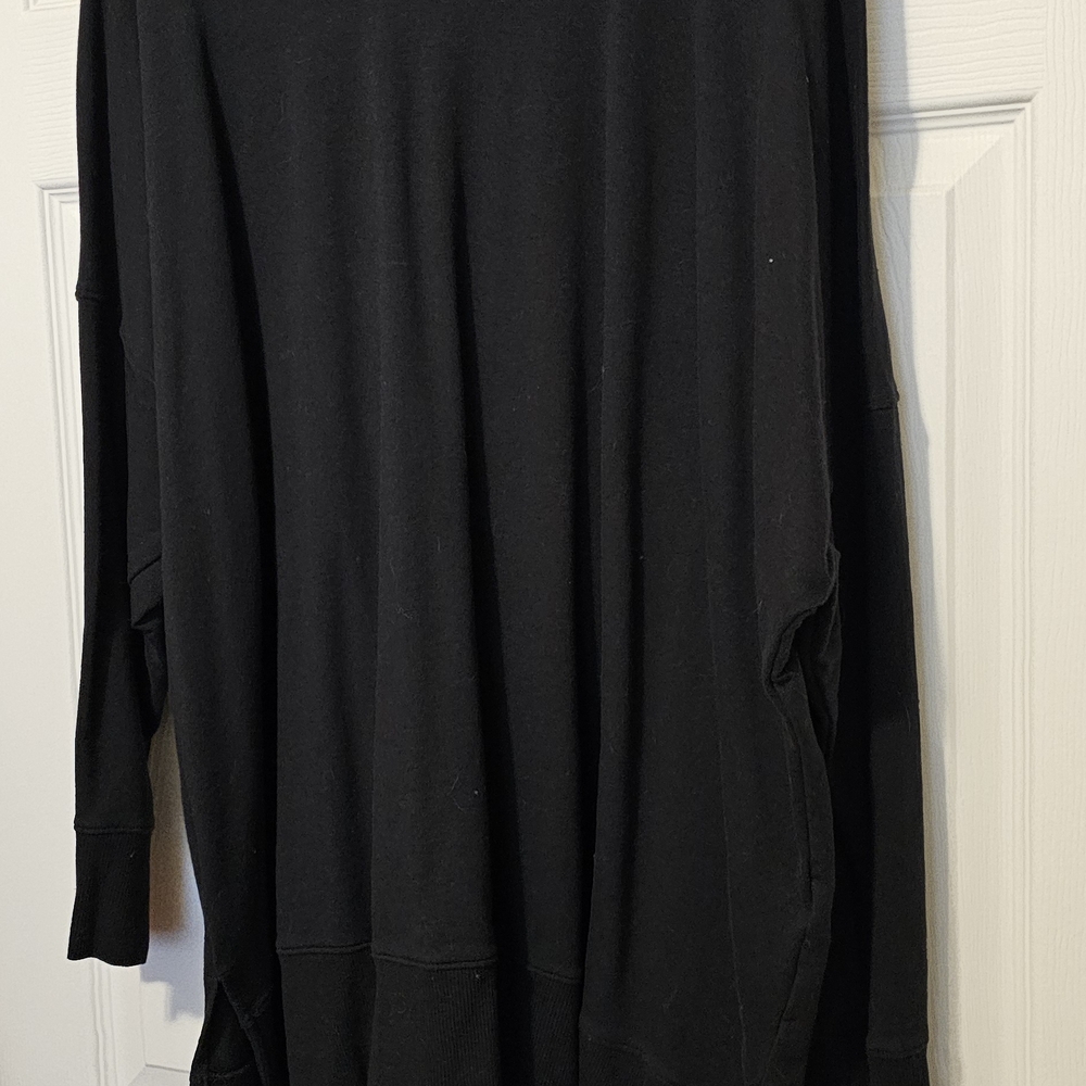 LuLaRoe Black Ribbed Crewneck Shirt
